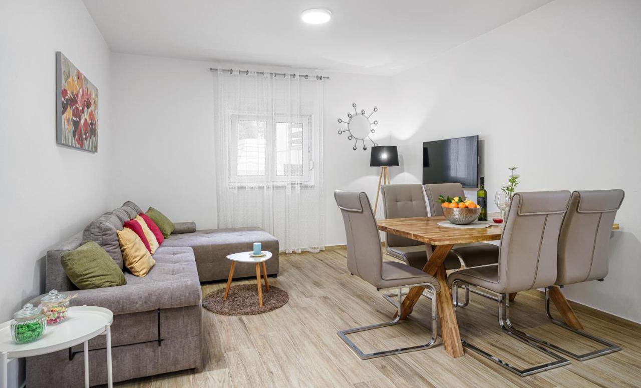 Apartments Vesna Vodice Eksteriør bilde