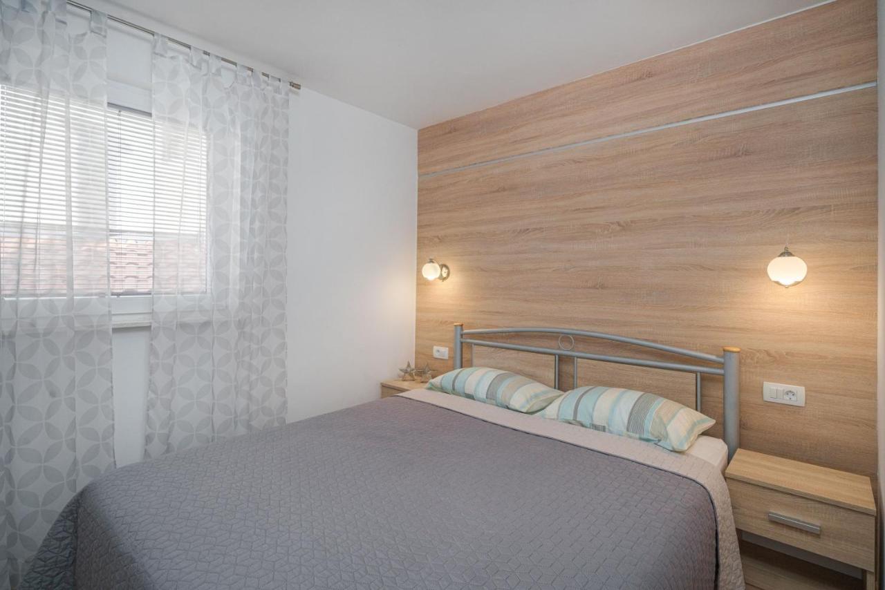 Apartments Vesna Vodice Eksteriør bilde